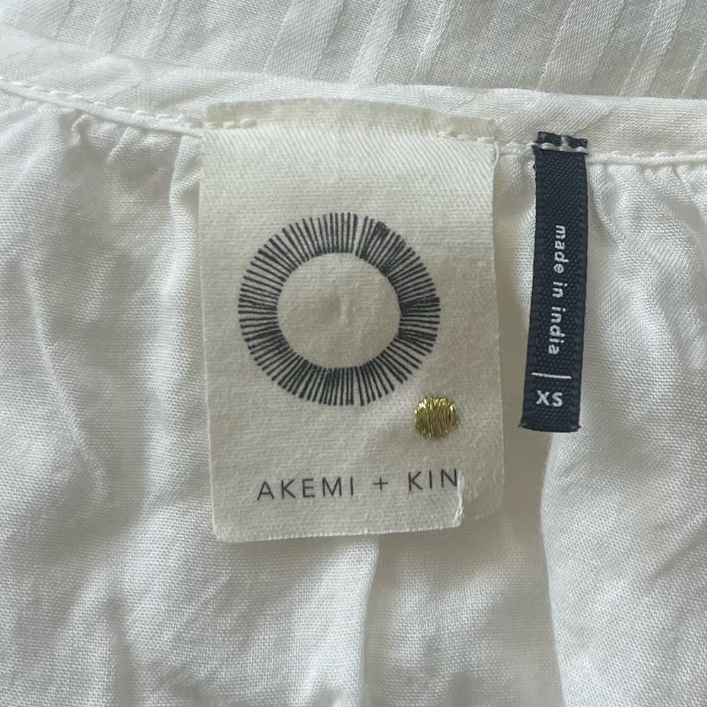 Anthropologie Akemi + Kin Embroidered Blouse - Picture 3 of 4